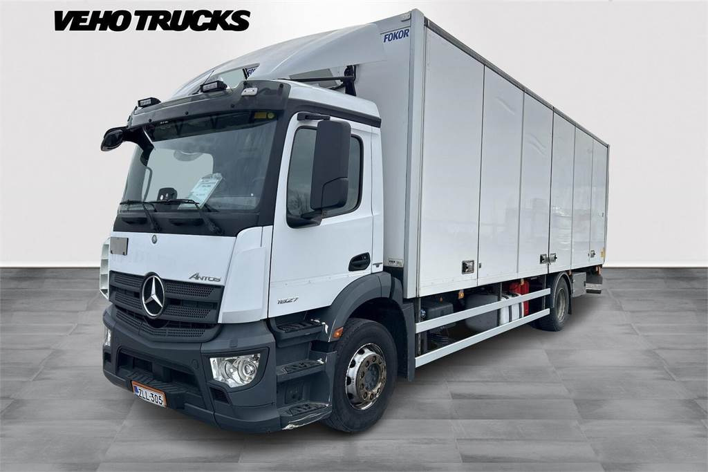 Mercedes-Benz Antos 1827 L/4x2 KSA-UMPIKORI+pL-NOSTIN - Kravas automašīna ar slēgto virsbūvi: foto 1 Mercedes-Benz Antos 1827 L/4x2 KSA-UMPIKORI+pL-NOSTIN - Kravas automašīna ar slēgto virsbūvi: foto 1