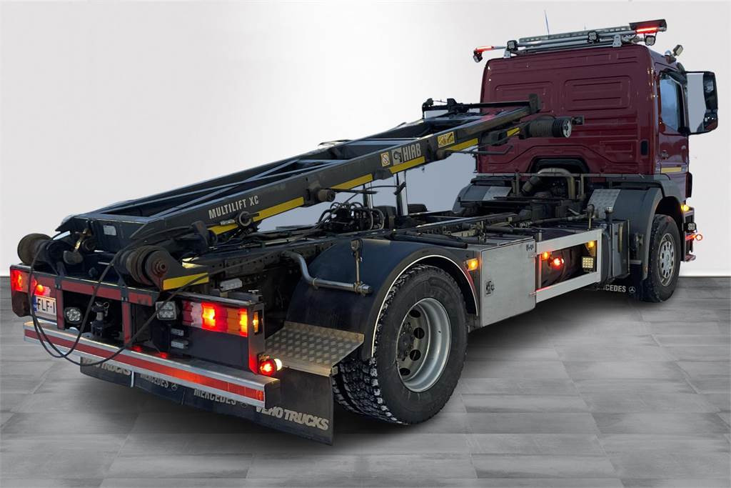 Mercedes-Benz Axor R 1833L - Kravas automašīna - kabeļu sistēma: foto 5 Mercedes-Benz Axor R 1833L - Kravas automašīna - kabeļu sistēma: foto 5