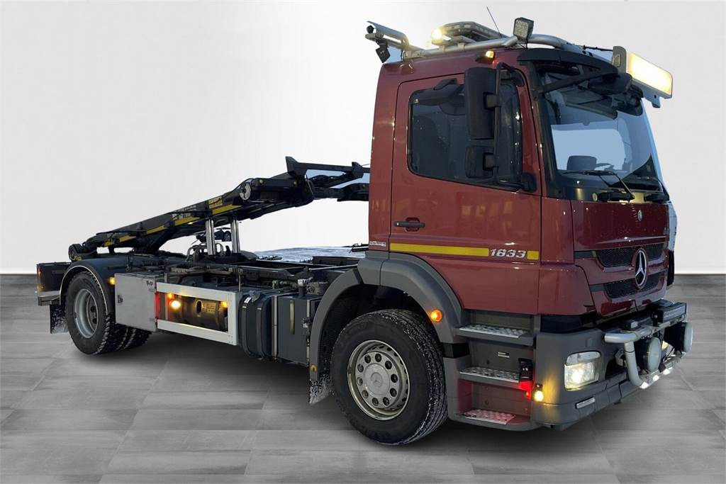 Mercedes-Benz Axor R 1833L - Kravas automašīna - kabeļu sistēma: foto 3 Mercedes-Benz Axor R 1833L - Kravas automašīna - kabeļu sistēma: foto 3