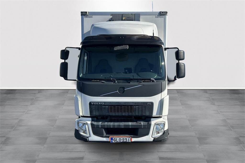 Volvo FL 240 - Izometriskais kravas automašīna: foto 2 Volvo FL 240 - Izometriskais kravas automašīna: foto 2