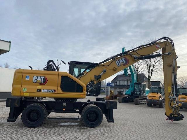 Cat MH 3022 MIETE / RENTAL (12002225) - Atkritumu iekrāvējs: foto 5 Cat MH 3022 MIETE / RENTAL (12002225) - Atkritumu iekrāvējs: foto 5