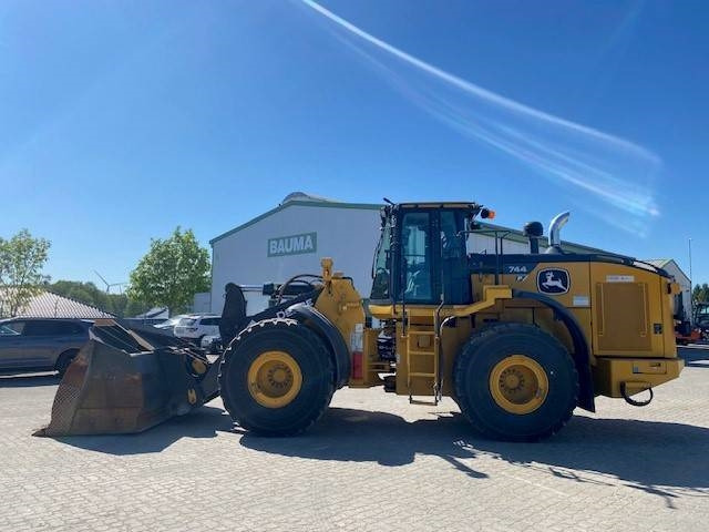 John Deere 744 P MIETE / RENTAL (12002124) - Riteņu iekrāvējs: foto 2 John Deere 744 P MIETE / RENTAL (12002124) - Riteņu iekrāvējs: foto 2