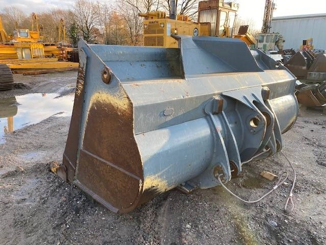 Liebherr (1884) L 586 Schaufel / bucket - Riteņu iekrāvējs: foto 4 Liebherr (1884) L 586 Schaufel / bucket - Riteņu iekrāvējs: foto 4