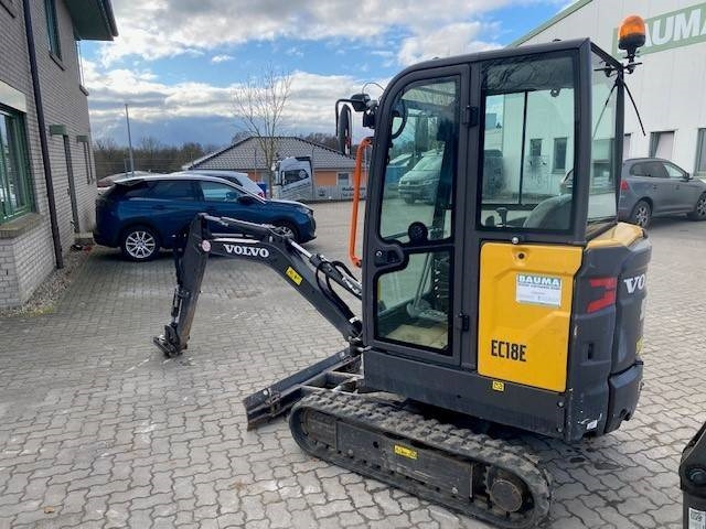 Volvo EC 18 E MIETE / RENTAL (12001761) - Mini-ekskavators: foto 2 Volvo EC 18 E MIETE / RENTAL (12001761) - Mini-ekskavators: foto 2