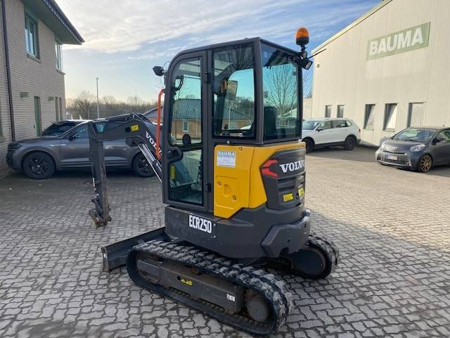 Volvo ECR 25 D MIETE / RENTAL (12001505) - Mini-ekskavators: foto 3 Volvo ECR 25 D MIETE / RENTAL (12001505) - Mini-ekskavators: foto 3