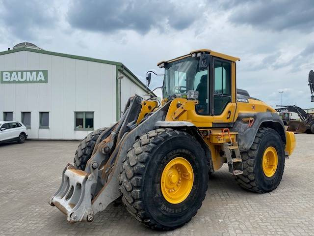 Volvo L 120 H AT-Motor (12005333) - Riteņu iekrāvējs: foto 1 Volvo L 120 H AT-Motor (12005333) - Riteņu iekrāvējs: foto 1