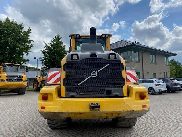 Volvo L 120 H MIETE / RENTAL (12001931) - Riteņu iekrāvējs: foto 3 Volvo L 120 H MIETE / RENTAL (12001931) - Riteņu iekrāvējs: foto 3