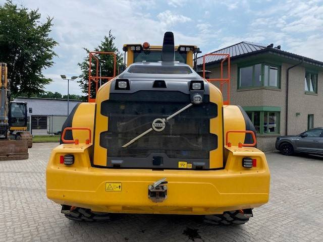 Volvo L 260 H 6.8 cbm MIETE / RENTAL (12002252) - Riteņu iekrāvējs: foto 3 Volvo L 260 H 6.8 cbm MIETE / RENTAL (12002252) - Riteņu iekrāvējs: foto 3