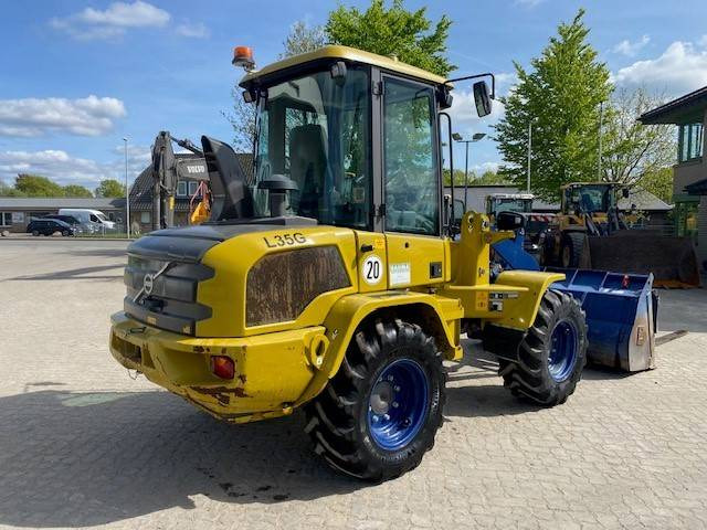 Volvo L 35 G MIETE / RENTAL (12002209) - Riteņu iekrāvējs: foto 4 Volvo L 35 G MIETE / RENTAL (12002209) - Riteņu iekrāvējs: foto 4
