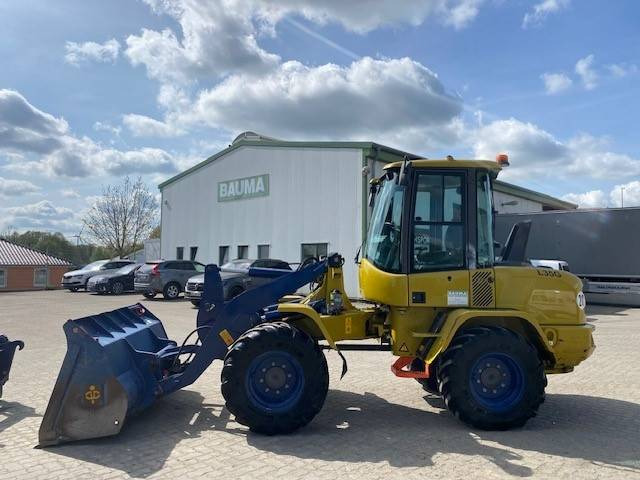 Volvo L 35 G MIETE / RENTAL (12002209) - Riteņu iekrāvējs: foto 1 Volvo L 35 G MIETE / RENTAL (12002209) - Riteņu iekrāvējs: foto 1
