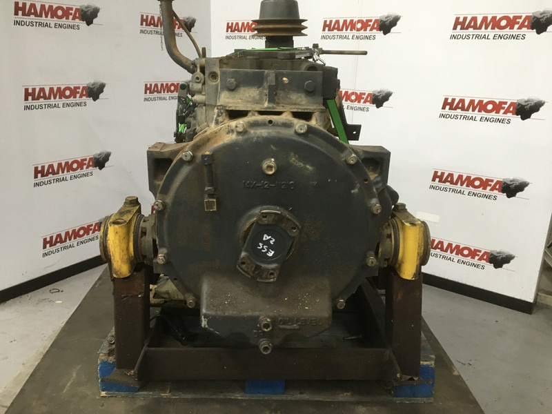 Komatsu S6D125E-2 USED - Celtniecības tehnika: foto 3 Komatsu S6D125E-2 USED - Celtniecības tehnika: foto 3