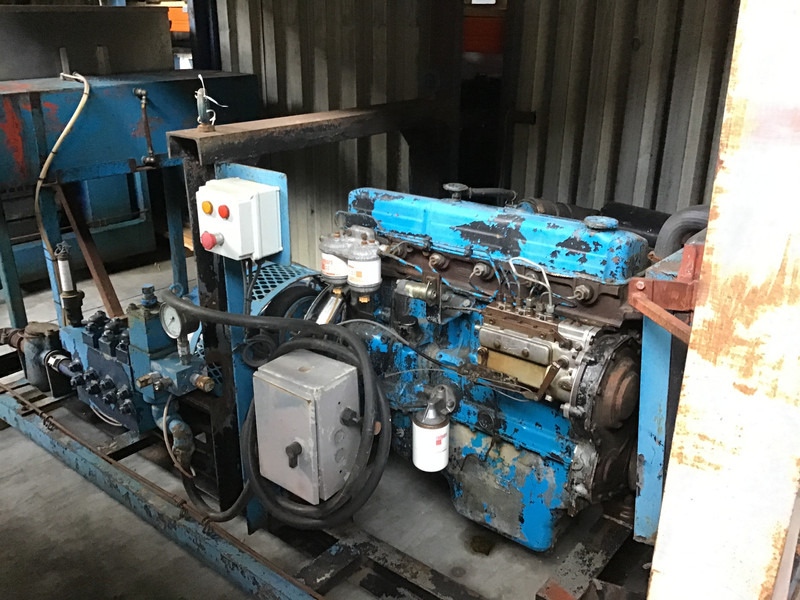 Ford 2714E POMP 550 BAR USED - Ūdens sūknis: foto 1 Ford 2714E POMP 550 BAR USED - Ūdens sūknis: foto 1