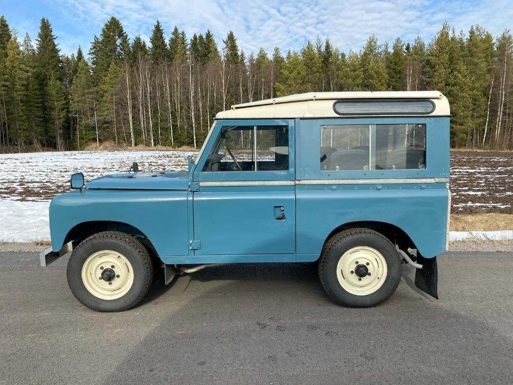 Land Rover Regular Station Wagon - Vieglā automašīna: foto 3 Land Rover Regular Station Wagon - Vieglā automašīna: foto 3