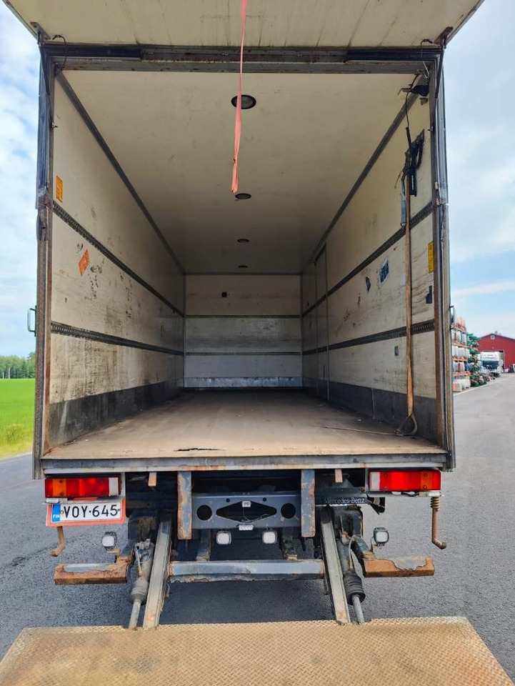 Mercedes-Benz Atego 1224 - Kravas automašīna ar slēgto virsbūvi: foto 5 Mercedes-Benz Atego 1224 - Kravas automašīna ar slēgto virsbūvi: foto 5