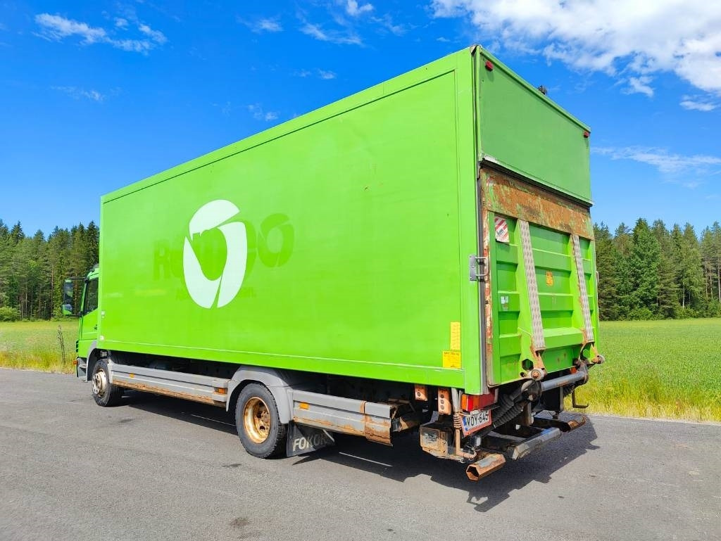 Mercedes-Benz Atego 1224 - Kravas automašīna ar slēgto virsbūvi: foto 3 Mercedes-Benz Atego 1224 - Kravas automašīna ar slēgto virsbūvi: foto 3