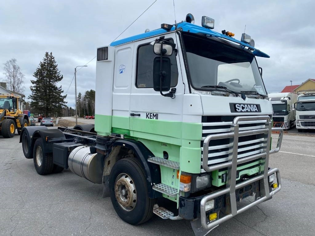 Scania R 142 - Šasija kravas automašīna: foto 2 Scania R 142 - Šasija kravas automašīna: foto 2