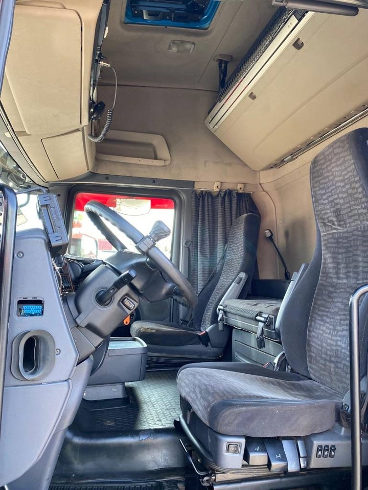 Vilcējs Scania R 560: foto 15