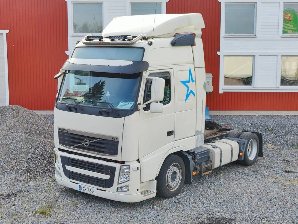 Volvo FH 13 - Vilcējs: foto 1 Volvo FH 13 - Vilcējs: foto 1