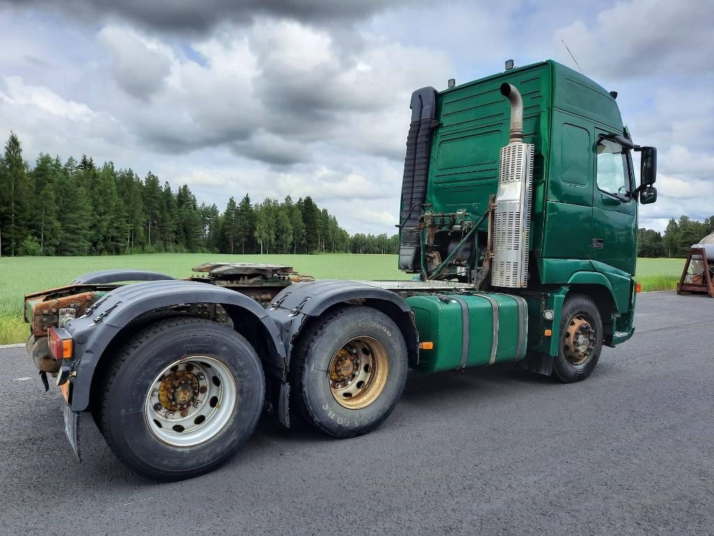 Volvo FH12 460 - Vilcējs: foto 4 Volvo FH12 460 - Vilcējs: foto 4