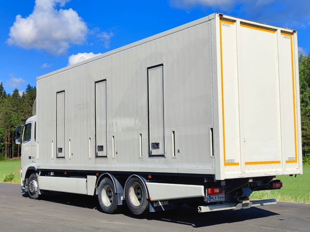 Volvo FH 13 460 - Kravas automašīna ar slēgto virsbūvi: foto 3 Volvo FH 13 460 - Kravas automašīna ar slēgto virsbūvi: foto 3