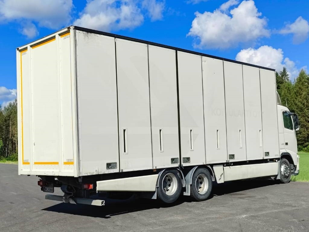 Volvo FH 13 460 - Kravas automašīna ar slēgto virsbūvi: foto 4 Volvo FH 13 460 - Kravas automašīna ar slēgto virsbūvi: foto 4