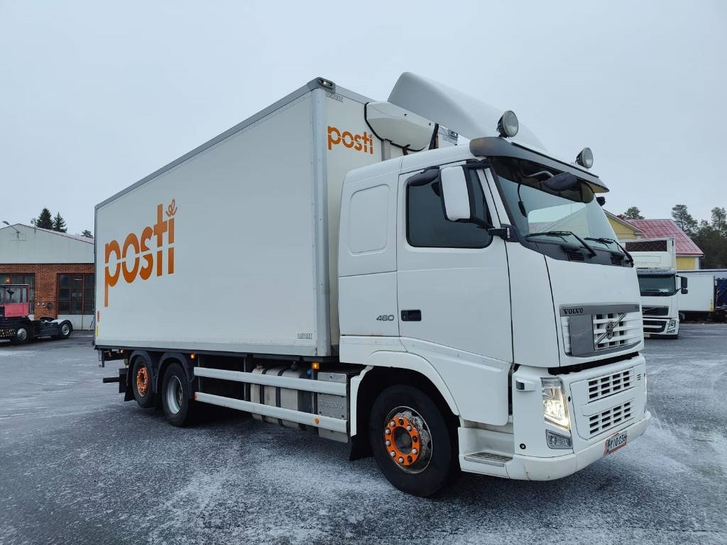 Volvo FH 13 - Kravas automašīna ar slēgto virsbūvi: foto 2 Volvo FH 13 - Kravas automašīna ar slēgto virsbūvi: foto 2