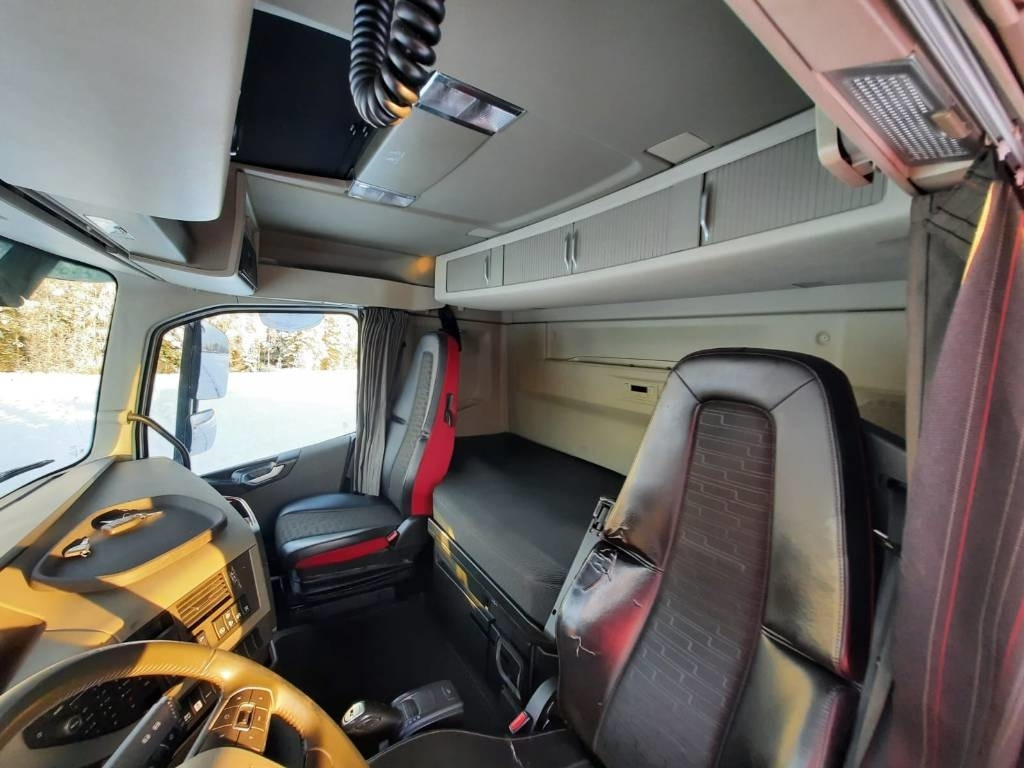 Šasija kravas automašīna Volvo FH 13: foto 10