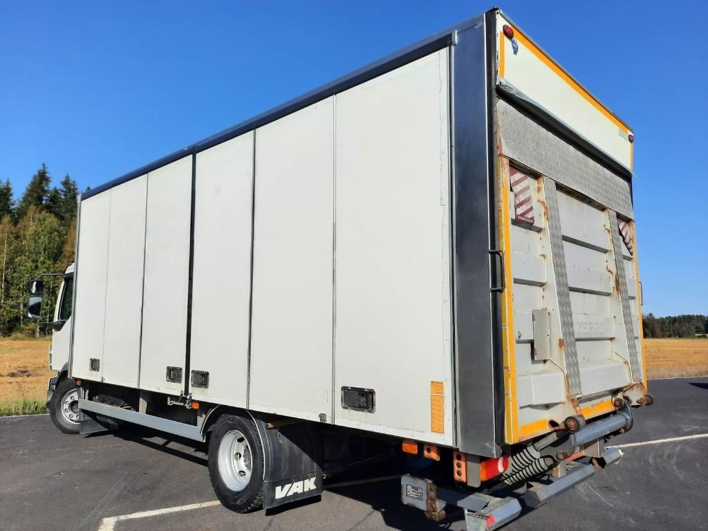 Volvo FL 240  - Kravas automašīna ar slēgto virsbūvi: foto 3 Volvo FL 240  - Kravas automašīna ar slēgto virsbūvi: foto 3