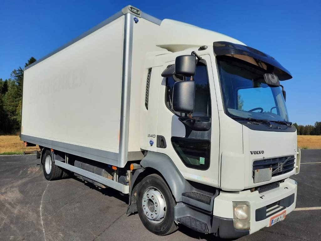 Volvo FL 240  - Kravas automašīna ar slēgto virsbūvi: foto 2 Volvo FL 240  - Kravas automašīna ar slēgto virsbūvi: foto 2