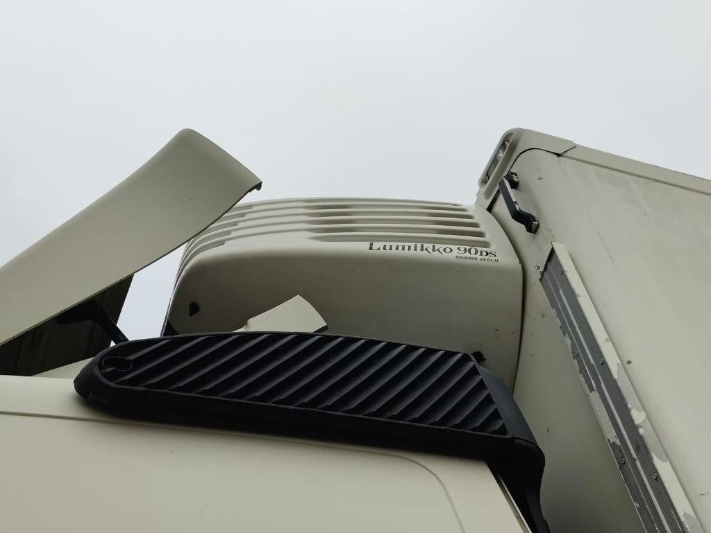 Kravas automašīna ar slēgto virsbūvi Volvo FM 13: foto 6
