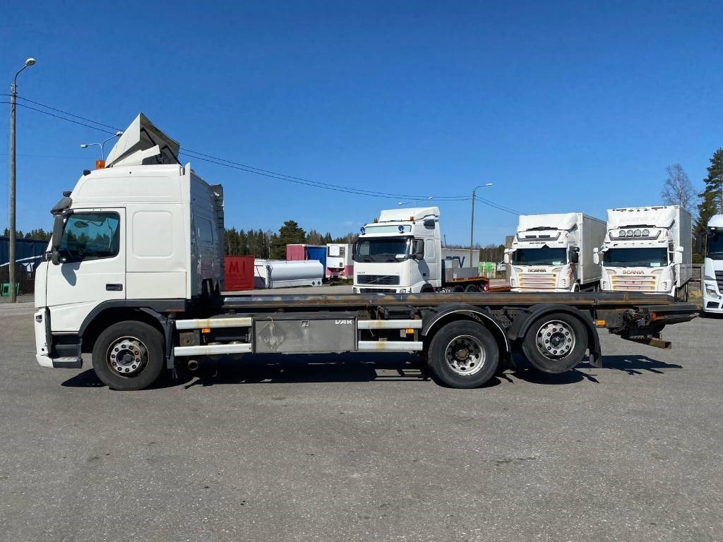 Volvo FM 13 - Konteineru vedējs/ Kravas automašīna ar noņemamā virsbūve: foto 5 Volvo FM 13 - Konteineru vedējs/ Kravas automašīna ar noņemamā virsbūve: foto 5
