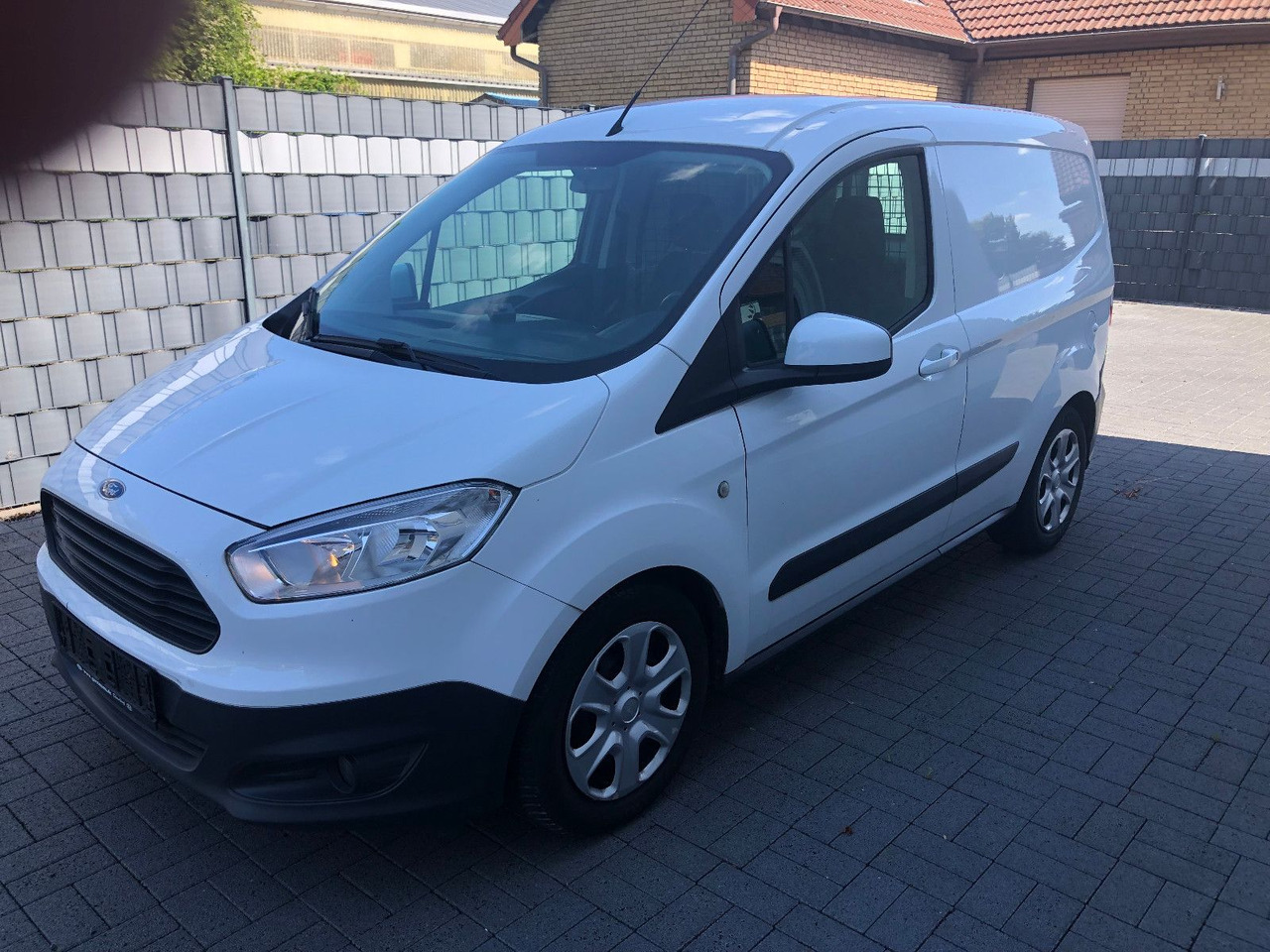 Mazs furgons Ford Transit Courier 1.6 TDCi Trend: foto 13