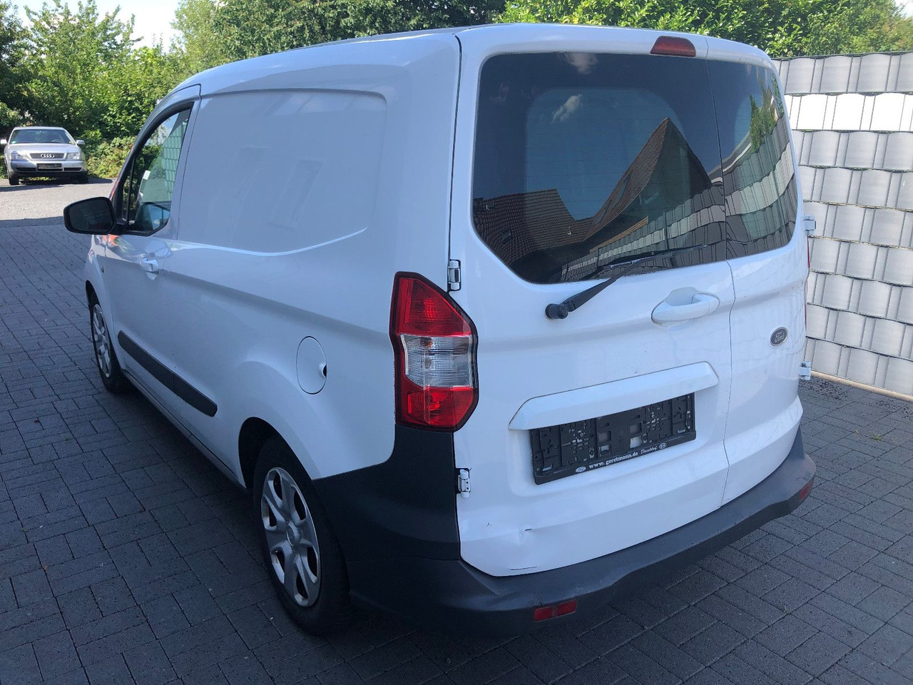 Ford Transit Courier 1.6 TDCi Trend - Mazs furgons: foto 4 Ford Transit Courier 1.6 TDCi Trend - Mazs furgons: foto 4