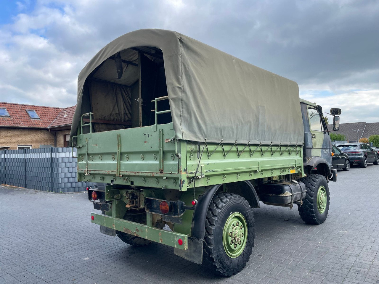 MAN 8.136 4X4 - Furgons ar tentu: foto 4 MAN 8.136 4X4 - Furgons ar tentu: foto 4