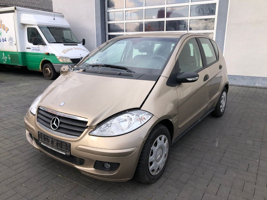 Mercedes-Benz A 150 A -Klasse A 150 - Vieglā automašīna: foto 4 Mercedes-Benz A 150 A -Klasse A 150 - Vieglā automašīna: foto 4
