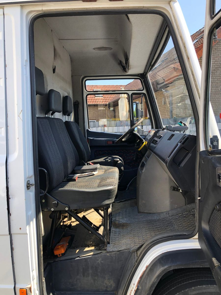 Mercedes-Benz Vario 816 līzingu Mercedes-Benz Vario 816: foto 14 Mercedes-Benz Vario 816 līzingu Mercedes-Benz Vario 816: foto 14