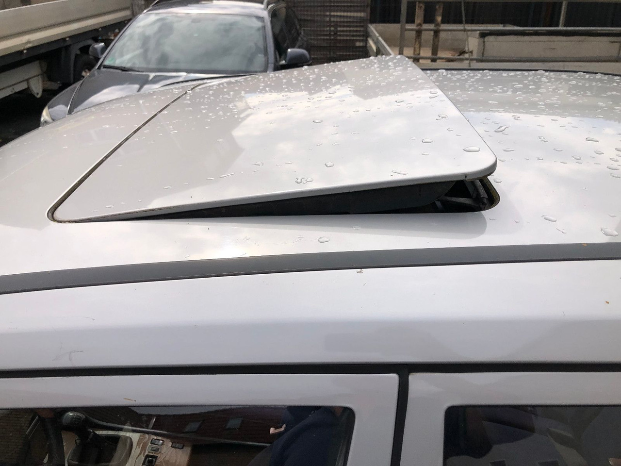 Sedans Mercedes-Benz W124 E 260: foto 24