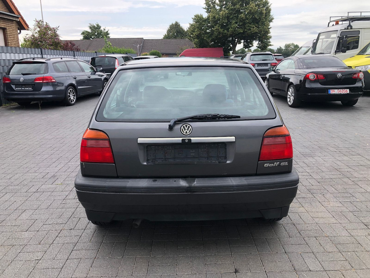 Sedans Volkswagen Golf 1.8 GL Klima: foto 7 Sedans Volkswagen Golf 1.8 GL Klima: foto 7