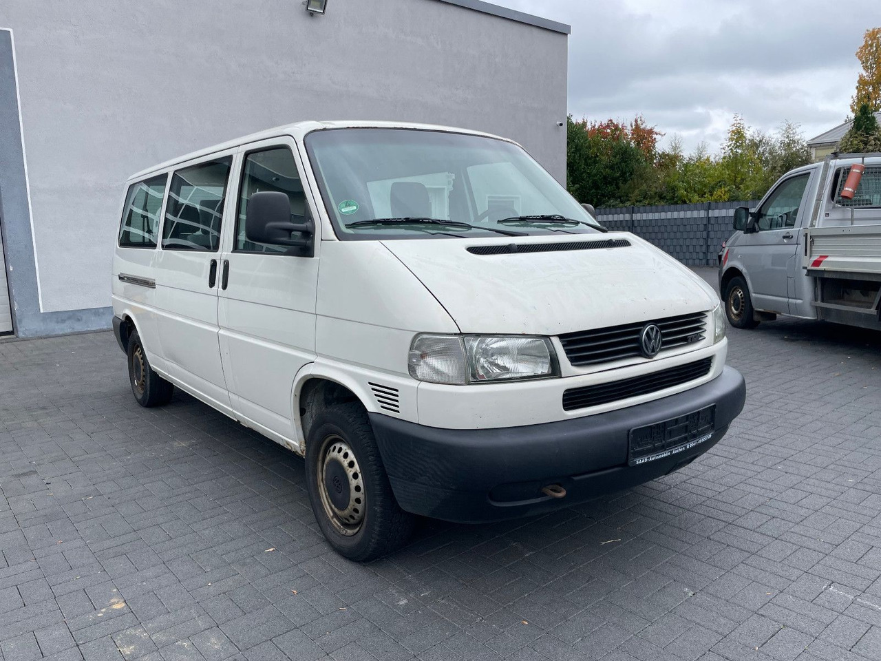 Volkswagen T4 Caravelle 2,5-l-Diesel TDI 75kW syncro lang - Pasažieru furgons: foto 1 Volkswagen T4 Caravelle 2,5-l-Diesel TDI 75kW syncro lang - Pasažieru furgons: foto 1
