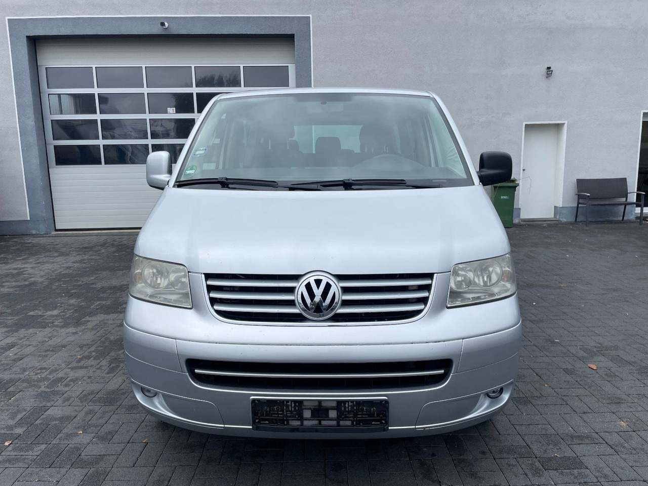 Volkswagen T5 2.5 TDi Caravelle 4Motion 8-Sitzer - Pasažieru furgons: foto 5 Volkswagen T5 2.5 TDi Caravelle 4Motion 8-Sitzer - Pasažieru furgons: foto 5