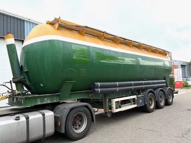 Feldbinder KIP48 3 3-AXLE 48M3 KIPPING SILO TRAILER (SAF AXLES / DRUM BRAKES / 4 COMPARTMENTS) - Puspiekabe cisterna: foto 1 Feldbinder KIP48 3 3-AXLE 48M3 KIPPING SILO TRAILER (SAF AXLES / DRUM BRAKES / 4 COMPARTMENTS) - Puspiekabe cisterna: foto 1