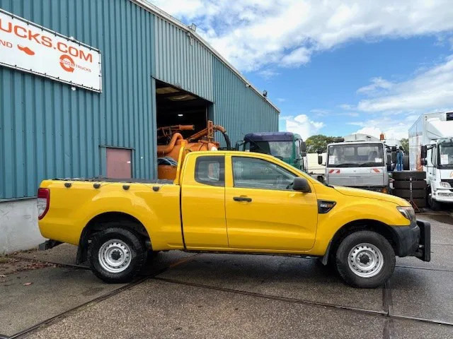 Ford Ranger 2.2TDCI 4x4 SUPERCAB PICK-UP (6 GEARS MANUAL GEARBOX / AIRCONDITIONING / ETC!!) RANGER 2.2TDCI 4x4 SUPERCAB PICK-UP - Pikaps: foto 4 Ford Ranger 2.2TDCI 4x4 SUPERCAB PICK-UP (6 GEARS MANUAL GEARBOX / AIRCONDITIONING / ETC!!) RANGER 2.2TDCI 4x4 SUPERCAB PICK-UP - Pikaps: foto 4