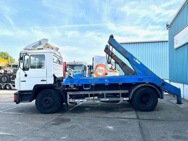 MAN F 18.232 (6 CILINDER) M90 WITH TELESCOPIC CONTAINER SYSTEM (8 GEARS MANUAL GEARBOX / EURO 1 (MECHANICAL PUMP AND INJECTORS)) - Būvgružu konteineru vedējs: foto 5 MAN F 18.232 (6 CILINDER) M90 WITH TELESCOPIC CONTAINER SYSTEM (8 GEARS MANUAL GEARBOX / EURO 1 (MECHANICAL PUMP AND INJECTORS)) - Būvgružu konteineru vedējs: foto 5