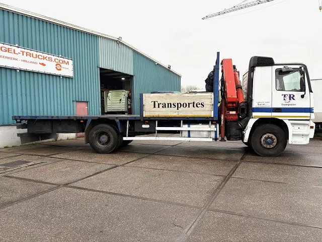 Mercedes-Benz Actros 2031 K WITH PALFINGER PK1101 CRANE (MANUAL GEARBOX / FULL STEEL SUSPENSION / REDUCTION AXLE / REMOTE CONTROL) - Kravas auto ar manipulatoru: foto 4 Mercedes-Benz Actros 2031 K WITH PALFINGER PK1101 CRANE (MANUAL GEARBOX / FULL STEEL SUSPENSION / REDUCTION AXLE / REMOTE CONTROL) - Kravas auto ar manipulatoru: foto 4