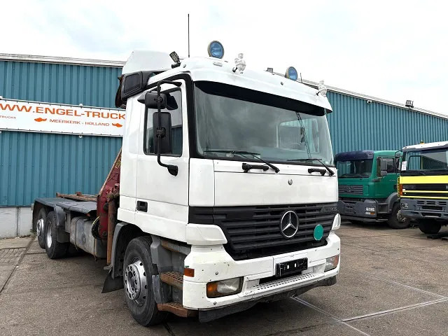 Mercedes-Benz Actros 2540 L 6x2 MP1 WITH V-CRANE & HOOK-ARM SYSTEM (EPS WITH CLUTCH (3 PEDALS) / REDUCTION AXLE / STEEL-/AIR SUSPENSION / P.T. - Pacēlājs ar āķi, Kravas auto ar manipulatoru: foto 2 Mercedes-Benz Actros 2540 L 6x2 MP1 WITH V-CRANE & HOOK-ARM SYSTEM (EPS WITH CLUTCH (3 PEDALS) / REDUCTION AXLE / STEEL-/AIR SUSPENSION / P.T. - Pacēlājs ar āķi, Kravas auto ar manipulatoru: foto 2