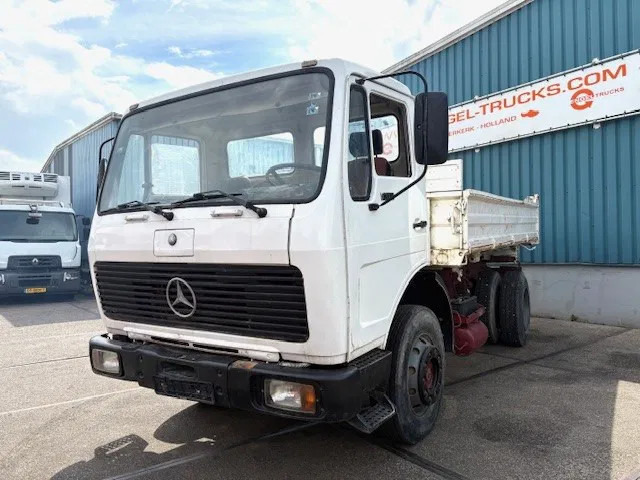 Mercedes-Benz LK 1317 (6-CILINDER) 4x2 3-WAY MEILLER KIPPER (MANUAL GEARBOX / FULL STEEL SUSPENSION / P.T.O.) - Kravas automašīna pašizgāzējs: foto 1 Mercedes-Benz LK 1317 (6-CILINDER) 4x2 3-WAY MEILLER KIPPER (MANUAL GEARBOX / FULL STEEL SUSPENSION / P.T.O.) - Kravas automašīna pašizgāzējs: foto 1