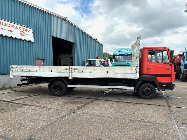 Mercedes-Benz LK 814 (6-CILINDER) WITH OPEN (TENT) BOX & ALUMNIUM SIDE BORDS (MANUAL GEARBOX / 3TH SEAT IN CABIN) - Bortu kravas automašīna/ Platforma: foto 4 Mercedes-Benz LK 814 (6-CILINDER) WITH OPEN (TENT) BOX & ALUMNIUM SIDE BORDS (MANUAL GEARBOX / 3TH SEAT IN CABIN) - Bortu kravas automašīna/ Platforma: foto 4