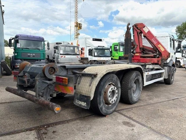 Mercedes-Benz SK 2527 6x2 HOOK-ARM SYSTEM WITH HMF CRANE (V6 ENGINE / ZF MANUAL GEARBOX / REDUCTION AXLE / STEEL SUSPENSION / P.T.O.) - Pacēlājs ar āķi, Kravas auto ar manipulatoru: foto 3 Mercedes-Benz SK 2527 6x2 HOOK-ARM SYSTEM WITH HMF CRANE (V6 ENGINE / ZF MANUAL GEARBOX / REDUCTION AXLE / STEEL SUSPENSION / P.T.O.) - Pacēlājs ar āķi, Kravas auto ar manipulatoru: foto 3
