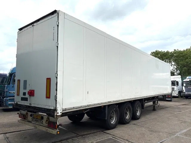 Schmitz Cargobull SKO 24 DOUBLE STOCK CLOSED BOX (BPW-AXLES / DRUM BRAKS / ABS-EBS BRAKES) - Puspiekabe slēgtā virsbūve: foto 3 Schmitz Cargobull SKO 24 DOUBLE STOCK CLOSED BOX (BPW-AXLES / DRUM BRAKS / ABS-EBS BRAKES) - Puspiekabe slēgtā virsbūve: foto 3