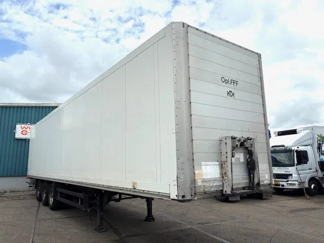 Schmitz Cargobull SKO 24 DOUBLE STOCK CLOSED BOX (BPW-AXLES / DRUM BRAKS / ABS-EBS BRAKES) - Puspiekabe slēgtā virsbūve: foto 2 Schmitz Cargobull SKO 24 DOUBLE STOCK CLOSED BOX (BPW-AXLES / DRUM BRAKS / ABS-EBS BRAKES) - Puspiekabe slēgtā virsbūve: foto 2